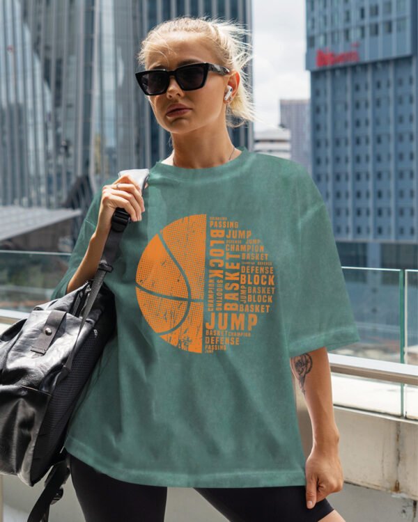Damska koszulka oversize <br>Basketball Passion - efekt sprania