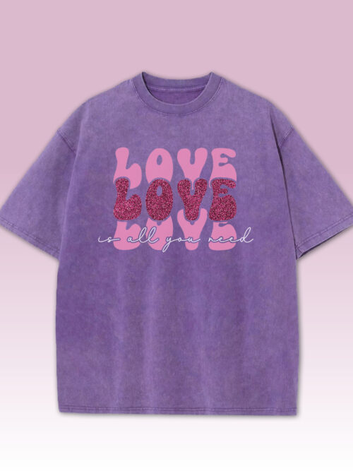 Damska koszulka oversize Love is All You Need Męska koszulka oversize Love is All You Need