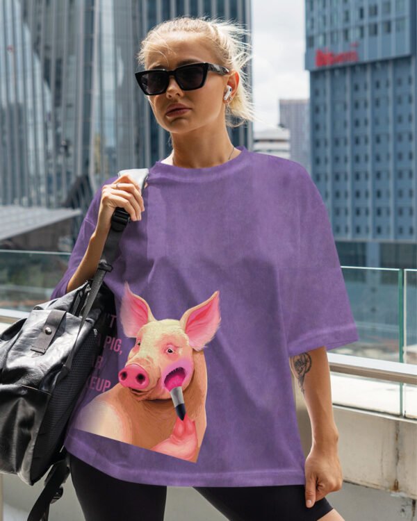 Damska koszulka oversize <br>Don't be a Pig - efekt sprania