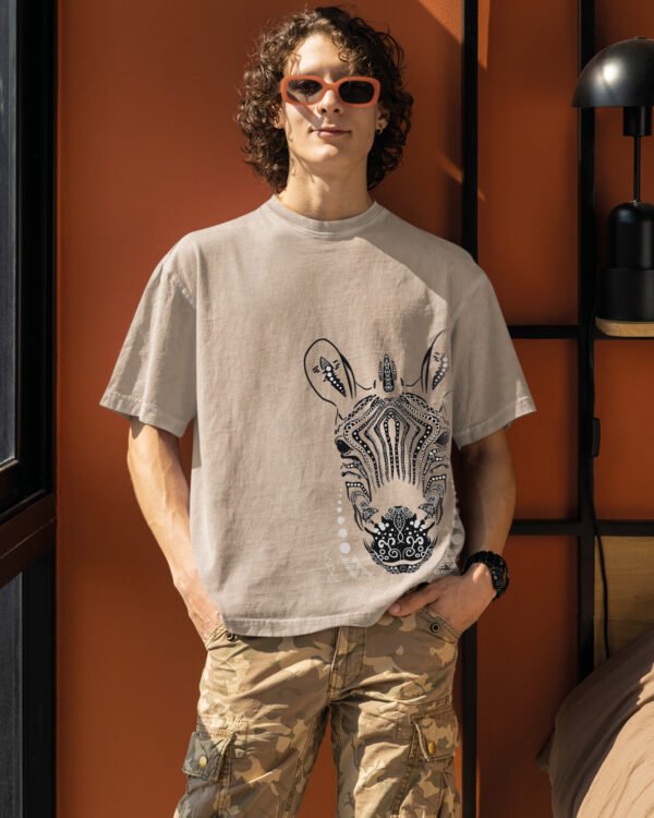 Męska koszulka oversize <br>Zebra, edycja White - efekt sprania