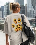 Damska koszulka oversize <br>Sunflower Paw - efekt sprania