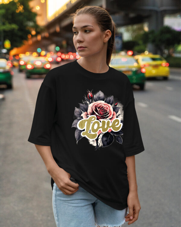 HYB 0014 Tshirt Oversize Black3 Koszulka Gruba Premium <br>Róża Miłości- nadruk hybrydowy