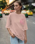 Koszulka oversize <br>The Flirty One - nadruk z zamszu