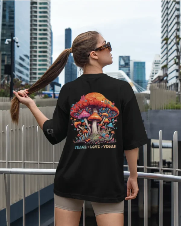 Damska koszulka oversize <br>Peace Love Vegan