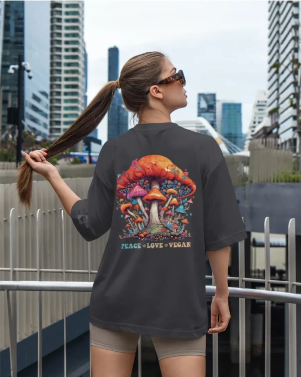 Damska koszulka oversize <br>Peace Love Vegan