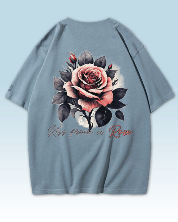 TL0472BIG Tshirt Oversize Peackock Blue2 Damska koszulka Gruba Premium <br>Kiss from a Rose