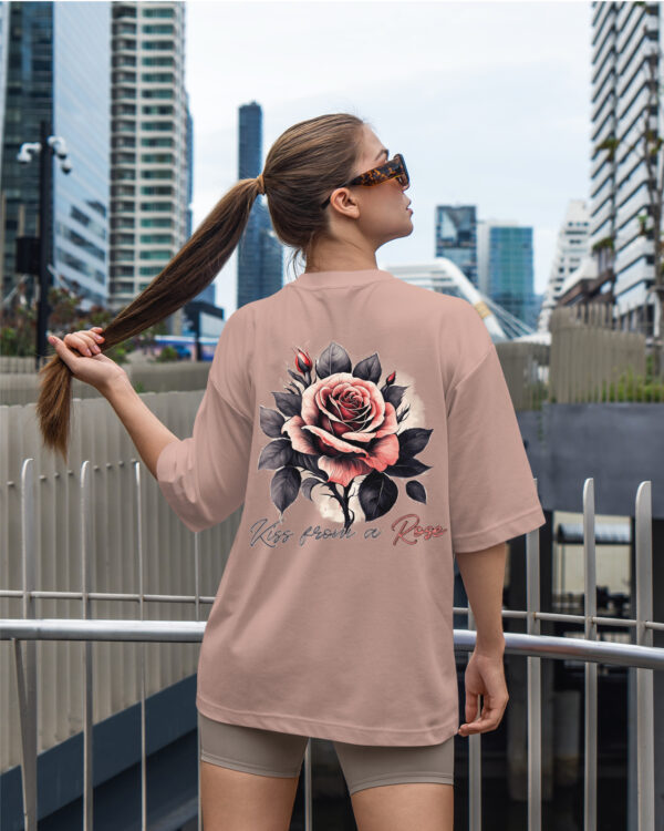 TL0472BIG Tshirt Oversize Pink23 Damska koszulka Gruba Premium <br>Kiss from a Rose