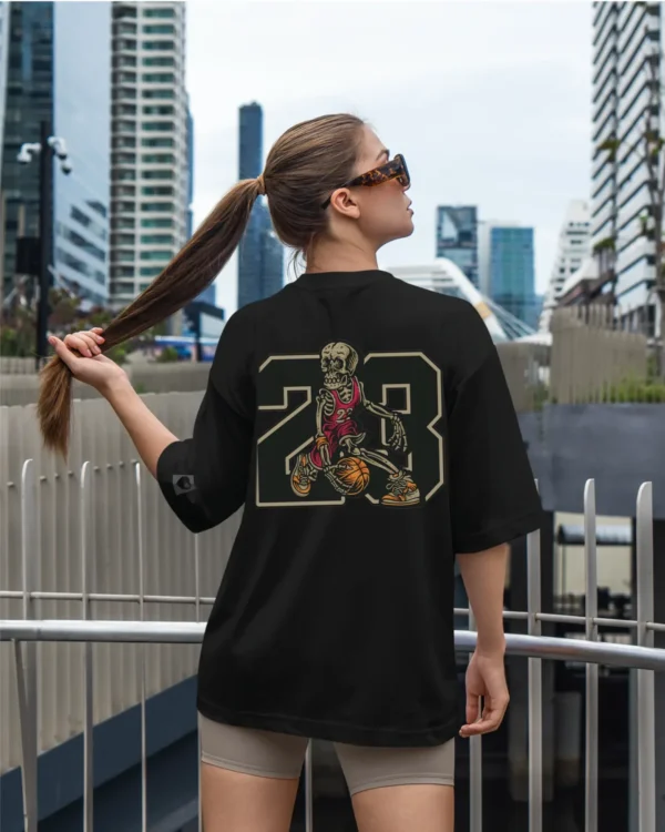 TL0474BIG Tshirt Oversize Black6 Damska koszulka Gruba Premium <br>Szkielet Koszykarz 23