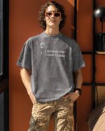 Koszulka oversize efekt sprania <br>Nadruk brokatowy Vintage Pop