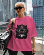 Koszulka oversize efekt sprania <br>Ponury Kotek