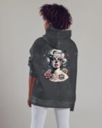 Bluza oversize z kapturem <br>Królowa Cieni – efekt sprania