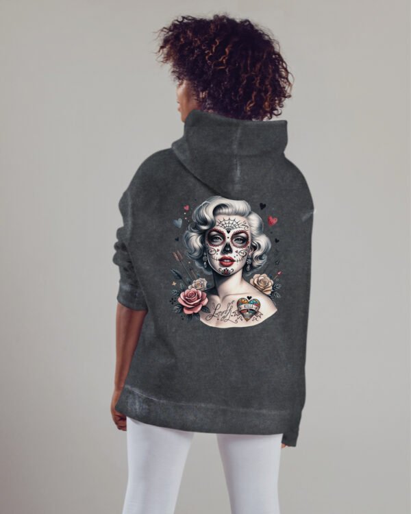 Bluza oversize z kapturem <br>Królowa Cieni – efekt sprania