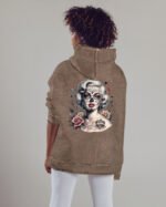 Bluza oversize z kapturem <br>Królowa Cieni – efekt sprania