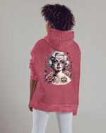 Bluza oversize z kapturem <br>Królowa Cieni – efekt sprania