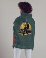 Bluza oversize z kapturem <br>Królowa Ulicy – efekt sprania