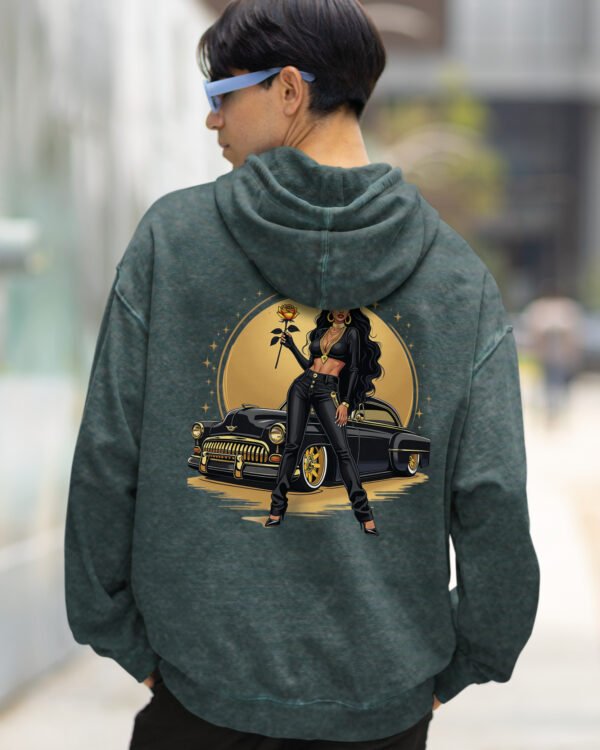 Bluza oversize z kapturem <br>Królowa Ulicy – efekt sprania