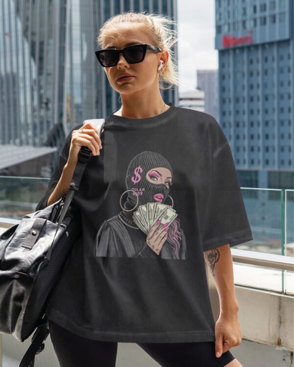 Koszulka oversize efekt sprania <br>Królowa Kasy