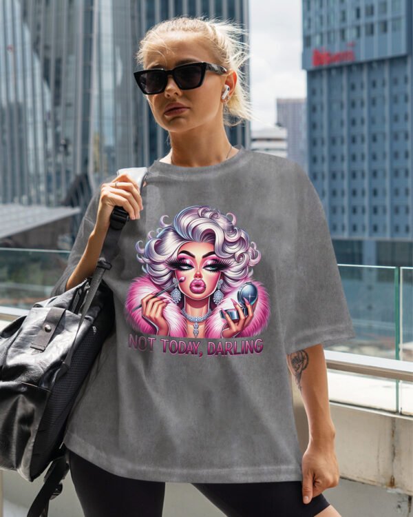 Koszulka oversize efekt sprania <br>Diva Queen