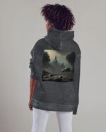 Bluza oversize z kapturem <br>Czaszki i zamek <br>Inspiracja Beksińskim - M. Byai