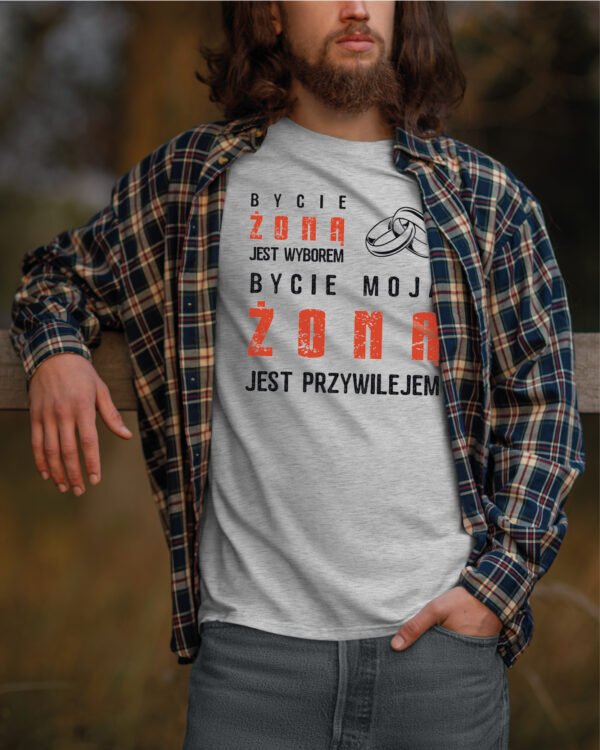 Koszulka z napisem <br>Bycie moją żoną jest przywilejem