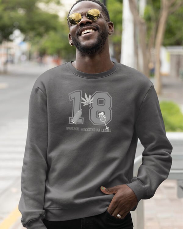 Bluza Sweatshirt na 18 urodziny <br>Wreszcie wszystko na legalu