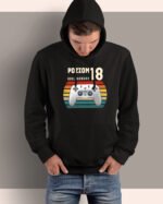 Bluza z kapturem na 18 <br>Poziom 18 odblokowany