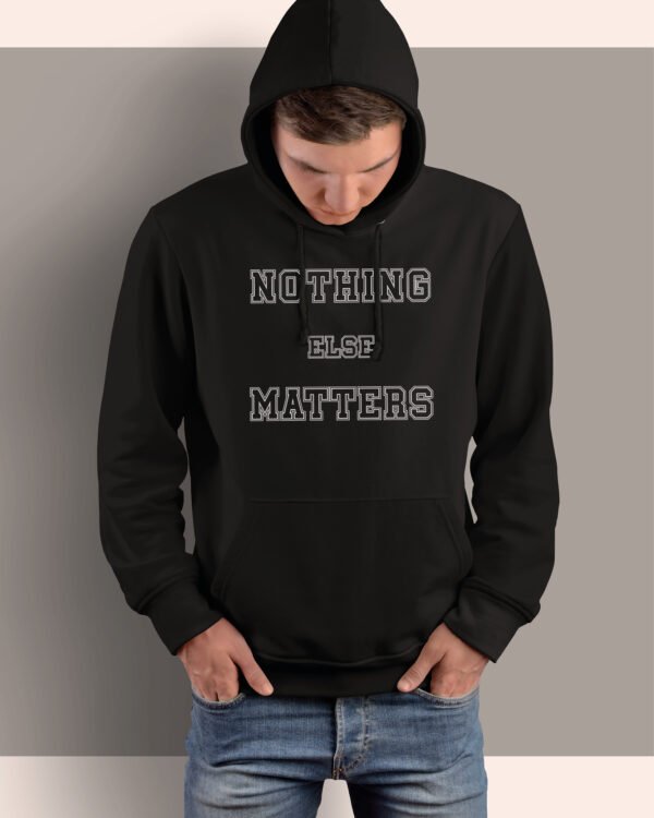 Bluza z kapturem z nadrukiem <br>Nothing Else Matters