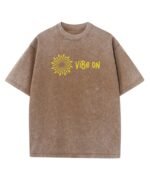 Koszulka oversize efekt sprania <br>Zamszowy nadruk Vibe ON