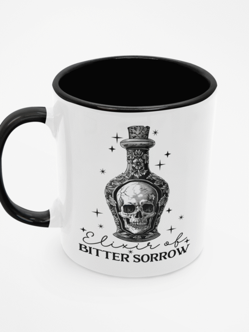 Czarno-biały kubek z napisem Elixir of Bitter Sorrow