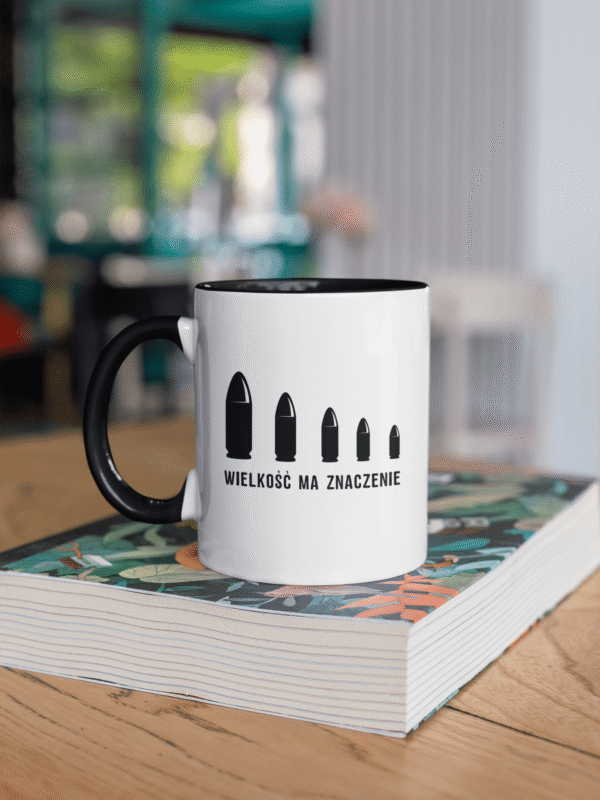 TL SUB MUG WHBK 1043BK 01 Kubek z humorem Wielkość ma znaczenie