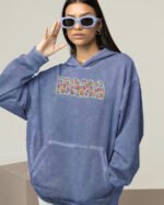Bluza oversize z kapturem <br>na Dzień Matki z napisem MAMA