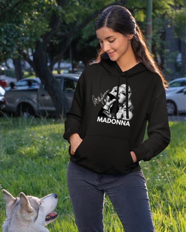 1 (14) Bluza z kapturem <br>Bluza z kapturem Muzyka Madonna z Autografem Królowa Popu